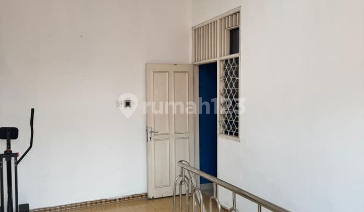 Rumah Luas dekat Mall di Villa Galaxy Bekasi  2