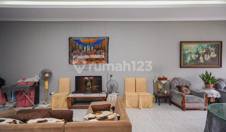 Semi-Furnished Ready-to-Occupy House in Jaka Setia, Bekasi Semi-Furnished Ready-to-Occupy House in Jaka Setia, Bekasi