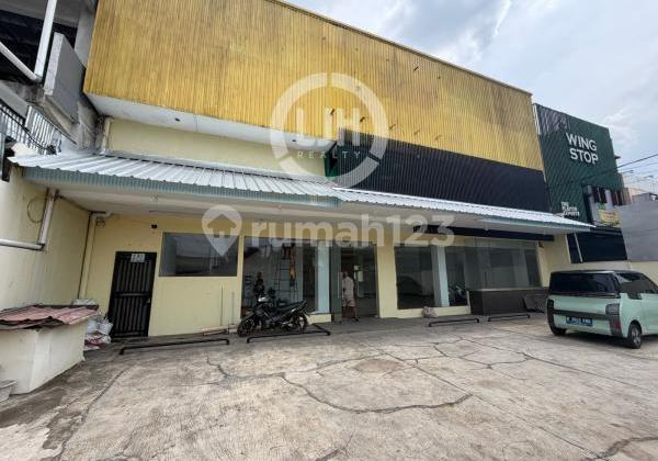 Ruko Luas Di Pinggir Jalan Raya Dekat Tol di Jatiasih Bekasi Ruko Luas Di Pinggir Jalan Raya Dekat Tol di Jatiasih Bekasi