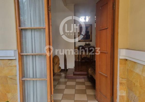 For Sale Spacious House in Raffles Hills Cibubur Depok 2