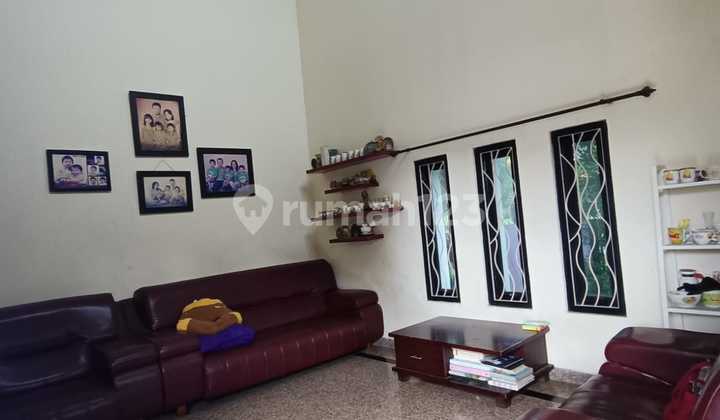 A 2.5-story spacious house in Duta Kranji, Bekasi 2