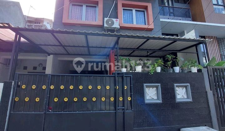 Rumah 2 Lantai Di Ampera Kemang Jakarta Selatan