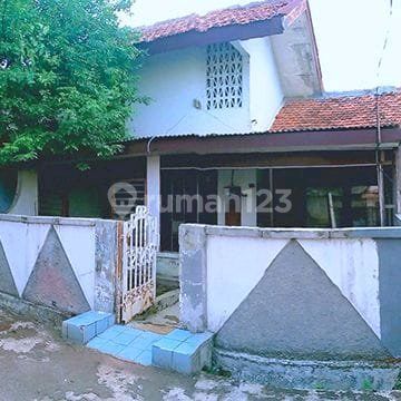 For Sale House in TVRI Complex, Kebayoran Lama North Grogol, South Jakarta