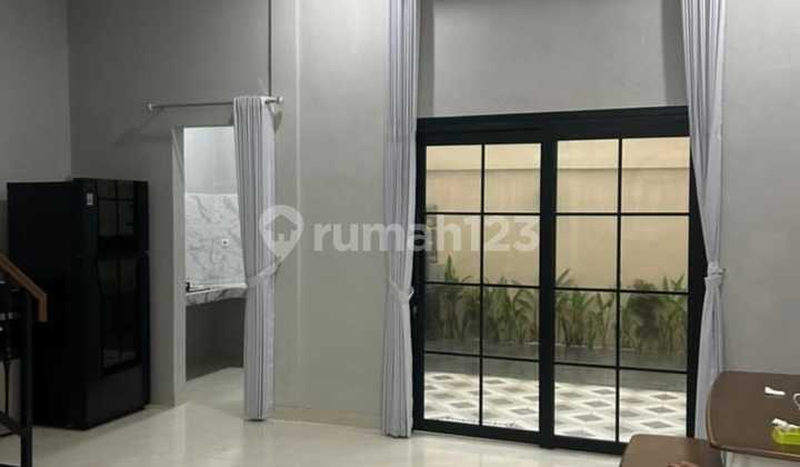 Rumah Full Furnished di Ciledug Dekat Joglo Raya Jakbar