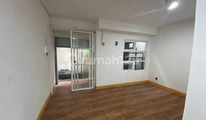 Dijual Kos-kosan Strategis Di Kebon Kacang, Jakarta Pusat Dijual Kos-kosan Strategis Di Kebon Kacang, Jakarta Pusat