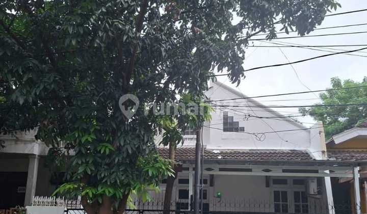 Rent Ready-to-Occupy House Near MRT Lebak Bulus South Jakarta Rent Ready-to-Occupy House Near MRT Lebak Bulus South Jakarta