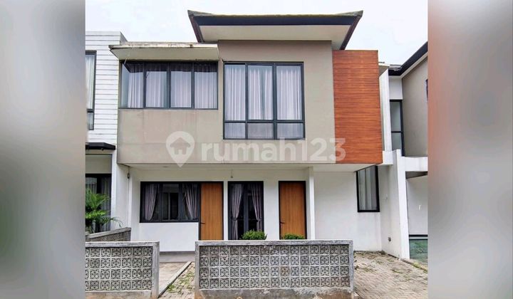 Dijual Townhouse Modern Minimalis Di Bintaro, Tangerang Selatan