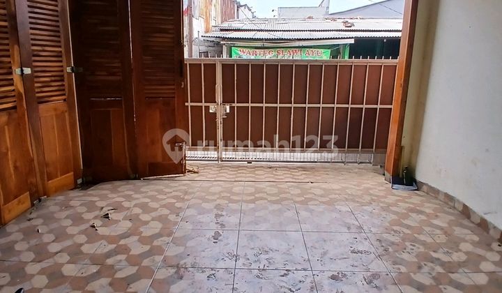 Dijual Rumah 2 Lantai Dekat Tol Joglo, Kembangan, Jakarta Barat 2