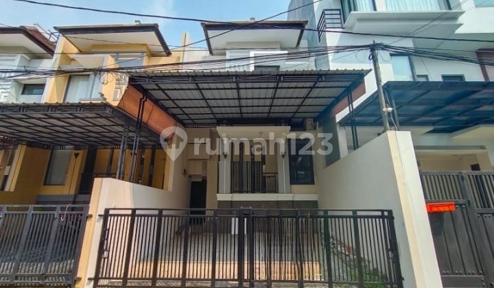 Melody Mas Street House, Kelapa Gading (Land Size/Building Area 90/112 m)
