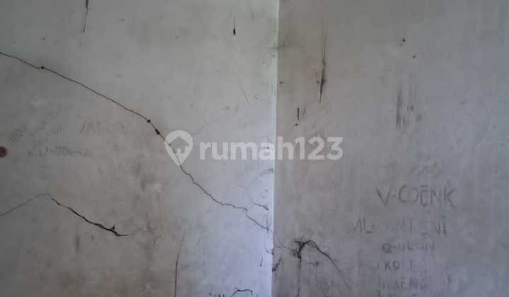 Metland Puri House (Size 10x20 m) 2