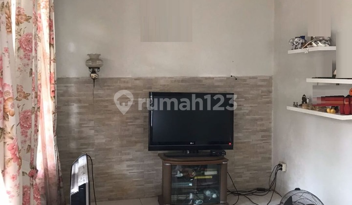 House on Melati Street, Palmerah (Size 20x16.5 m) 2