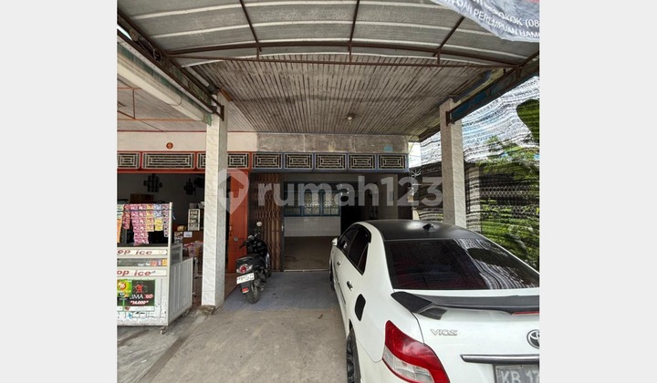 Strategic Shop House Near Singkawang Mall – Annual Rent