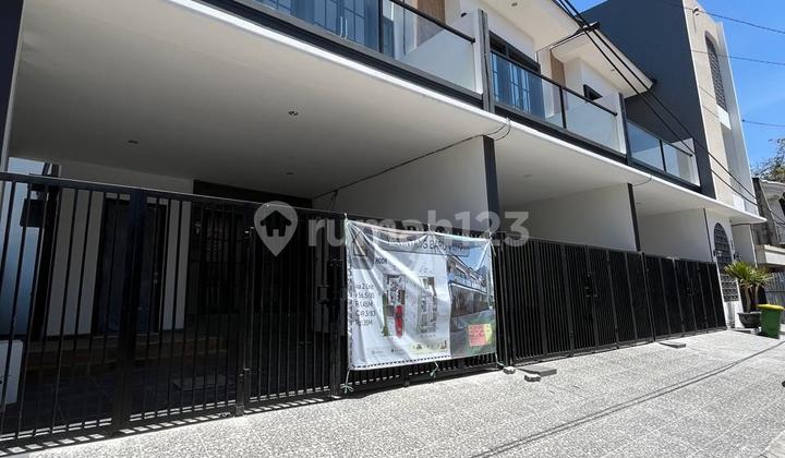 Rumah Mewah Siap Huni di Ketintang Baru Surabaya 2