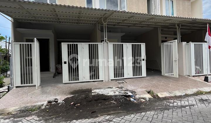 Rumah 2 Lantai Di Rungkut Menanggal Harapan Surabaya