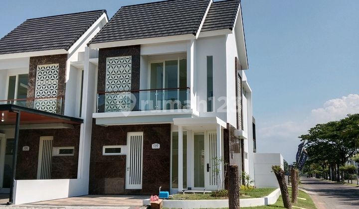 Rumah 2 Lantai , Poolprivat ,istimewa 2