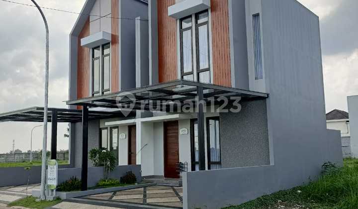 Rumah 2 Lantai , Dekat Bandara , Ready Stock Ada 2