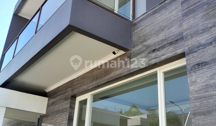 Rumah 2 Lantai ,sangat Istimewa , Sidoarjo Kota 2