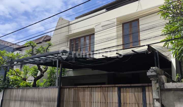 Disewakan Rumah di Renon 3 Kamar Dg Kolam Renang Pribadi 2