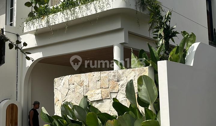 Villa 3 Kamar Full Furnished Dekat Pantai Pandawa, Kutuh, Bali