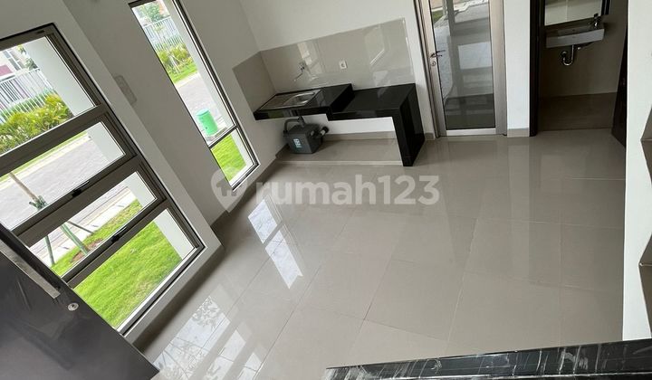 Dijual Rumah 4,5x10 Hoek (7,5x10) PIK 2 BARU!!! Bentuk Unik