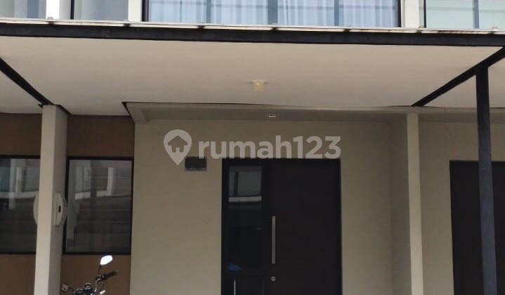 Full Furnished!! Disewakan Rumah PIK 2 Milenial 4,5x10 Siap Huni! 2