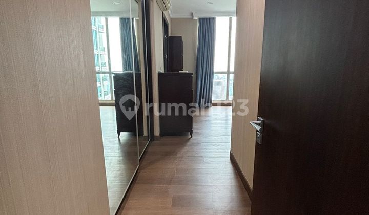 Comfortable and Ready-to-Occupy Apartment at Residence 8 Senopati, Kebayoran Baru, South Jakarta 2