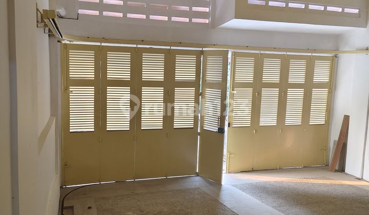 2-Story House For Sale In Sentul City Taman Victoria 2