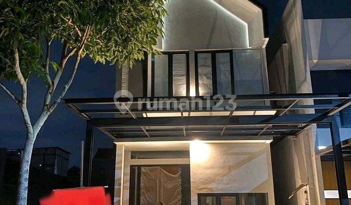 Dijual Rumah 3 Lantai Crystal Golf Citraland Surabaya 1