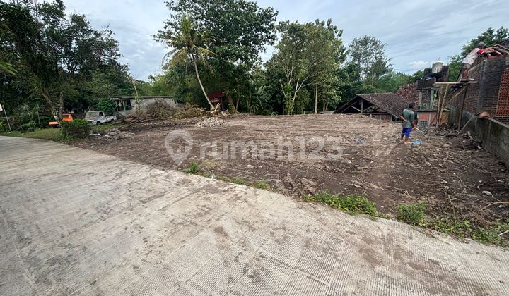 Tanah SHM Sleman Siap Bangun Hanya Selangkah ke Cafe Aesthetic Tanah SHM Sleman Siap Bangun Hanya Selangkah ke Cafe Aesthetic