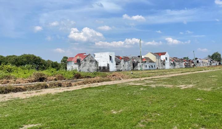 Premium Plot in Godean Adjacent to Open Rice Fields