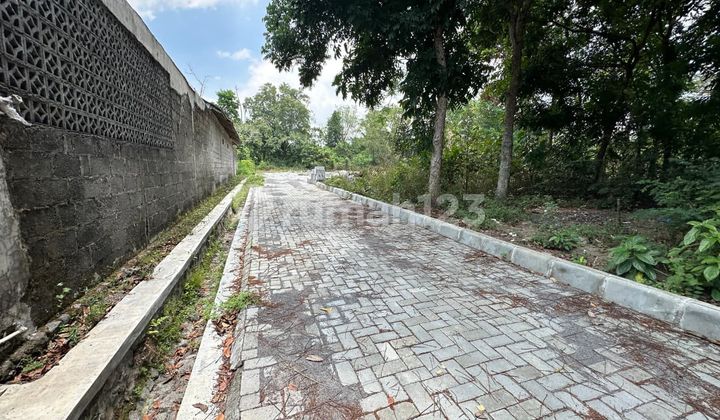 Tanah Perumahan Sleman Timur dengan Akses Jalan Lebar