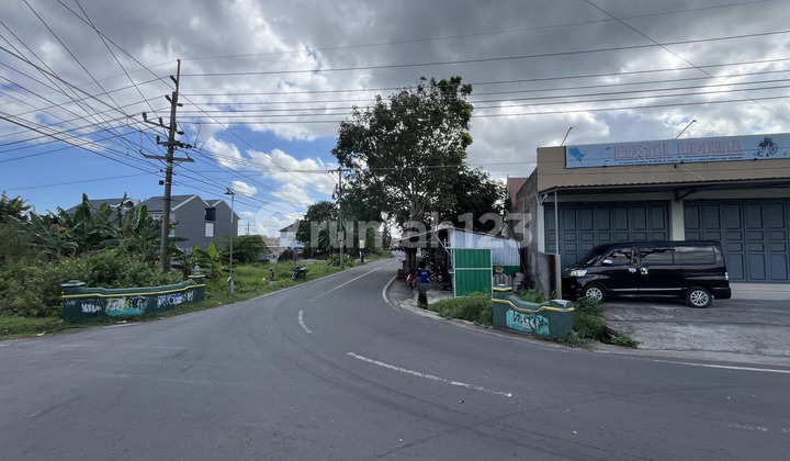 2 Freehold Land in North Jogja &amp; Godean Near the Best Islamic Campus