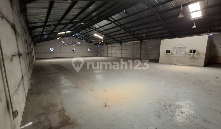 Dijual Gudang Luas 1200.0 M² Akses Kont 40 Ft Bebas Banjir PPJB