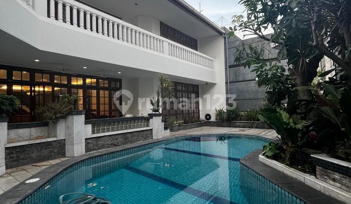 Disewakan Rumah 2 Lantai Fully Furnished Di Pondok Indah