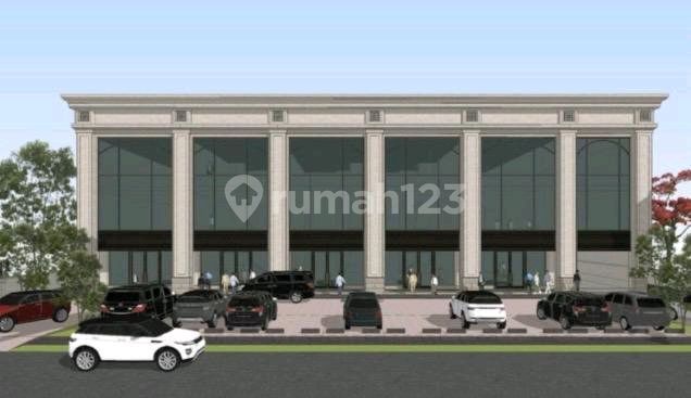 For Rent: Shop House with Spacious Parking in Kemang