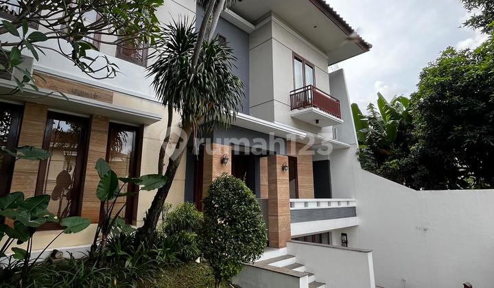 Disewakan Rumah Siap Huni di Pondok Indah dengan Lokasi Strategis 2