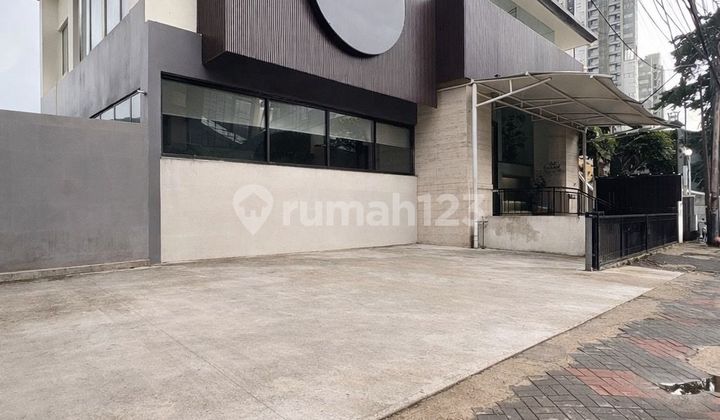 Disewakan Ruang Usaha Cocok untuk Klinik Resto Kantor Area Ramai