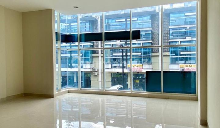 For Rent: Shop House in a Strategic Area at Warung Buncit