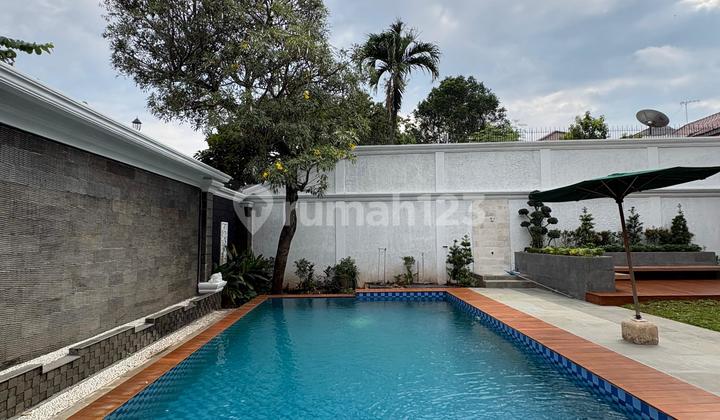 Rumah Premium 2 Lantai Siap Huni - Disewakan di Kemang Rumah Premium 2 Lantai Siap Huni - Disewakan di Kemang