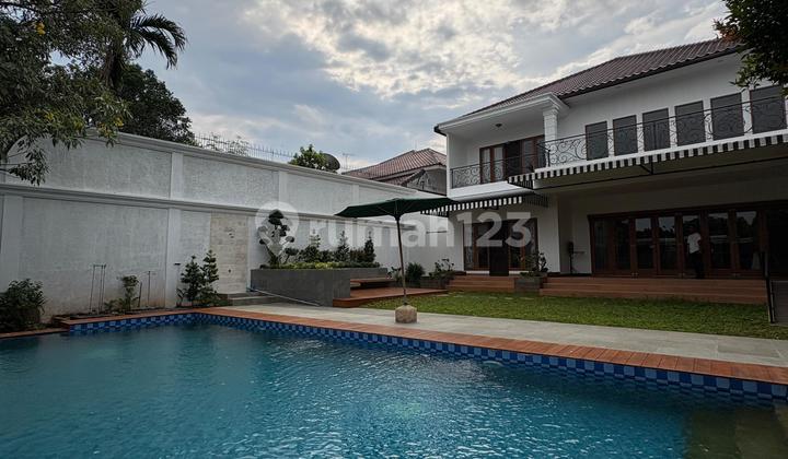 Rumah Premium 2 Lantai Siap Huni - Disewakan di Kemang Rumah Premium 2 Lantai Siap Huni - Disewakan di Kemang