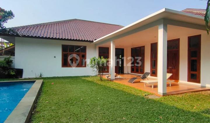 Disewakan Rumah Bagus Dan Luas Cocok Untuk Kantor 2