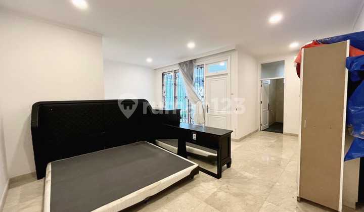Di Sewa Rumah Bagus Dan Luas Siap Huni Di Pondok Indah 2