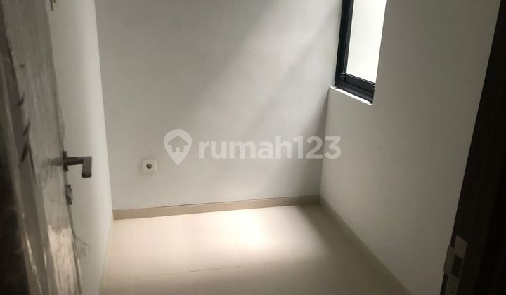 For Rent, Ready-to-Occupy House Inside a Cluster in Lebak Bulus