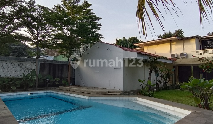 Disewakan Rumah Bagus Siap Huni dan Cocok untuk Kantor 2