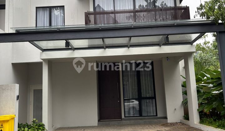 For Rent, Ready-to-Occupy House Inside a Cluster in Lebak Bulus