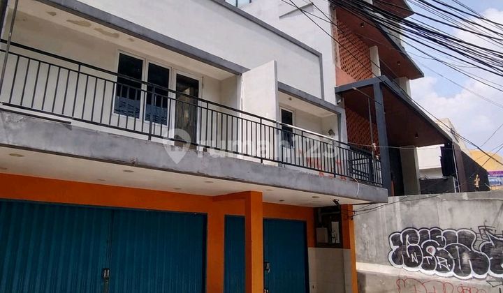 Disewakan Ruko 2 Lantai Lokasi Sangat Strategis di Cilandak Disewakan Ruko 2 Lantai Lokasi Sangat Strategis di Cilandak