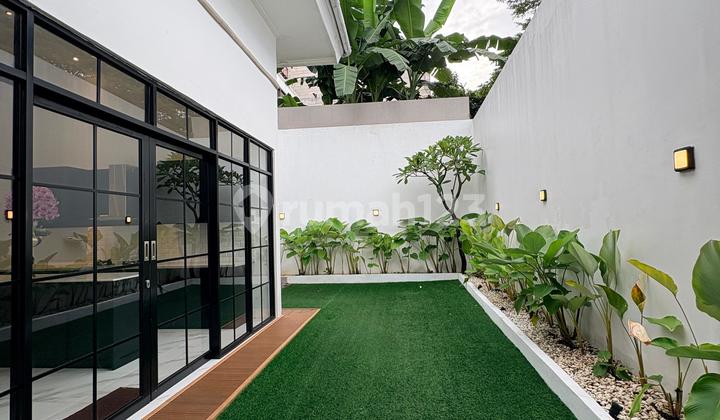 Di Jual Rumah Baru Sangat Mewah dan Siap Huni