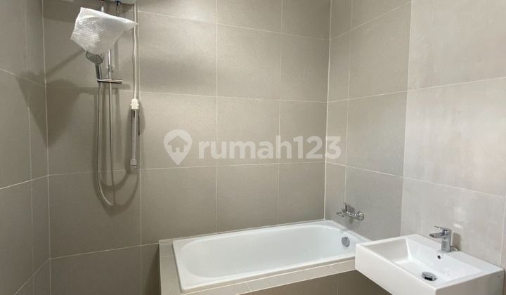 Siap Huni, Rumah, 1 Lantai, SHM, Dekat Pusat Perbelanjaan, Bebas Banjir