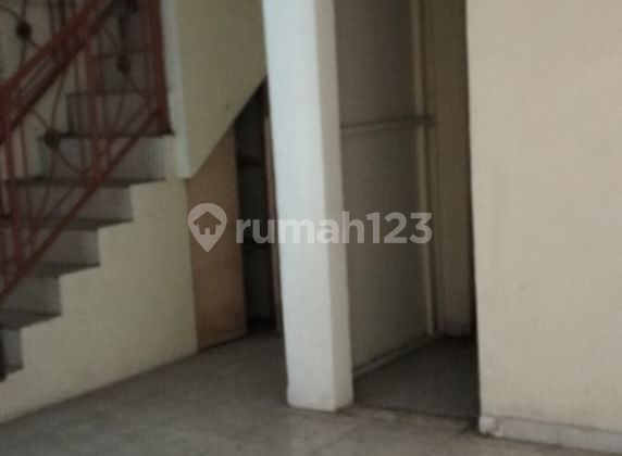 Bebas Banjir, Rumah, 1 Lantai, SHM, Dekat Universitas, di Pamulang 2