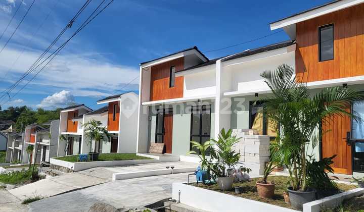 Rumah Tropis Solo Ceiling Tinggi Gratis Elektronik 2